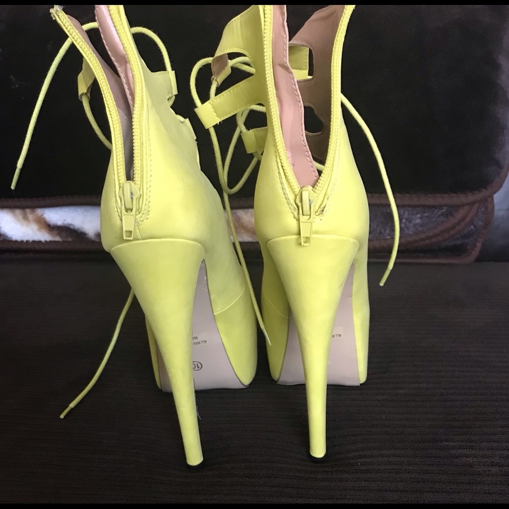 ***SOLD***Heels - Picture 3 of 3